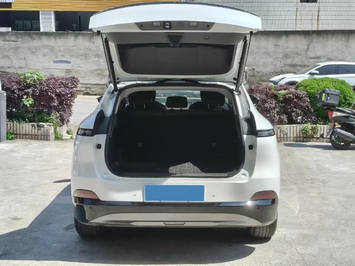 2024 Xpeng G6 BEV 66KWH,autocango,china used car exporter,china ev exporter,chinese used car exporter,chinese used ev exporter