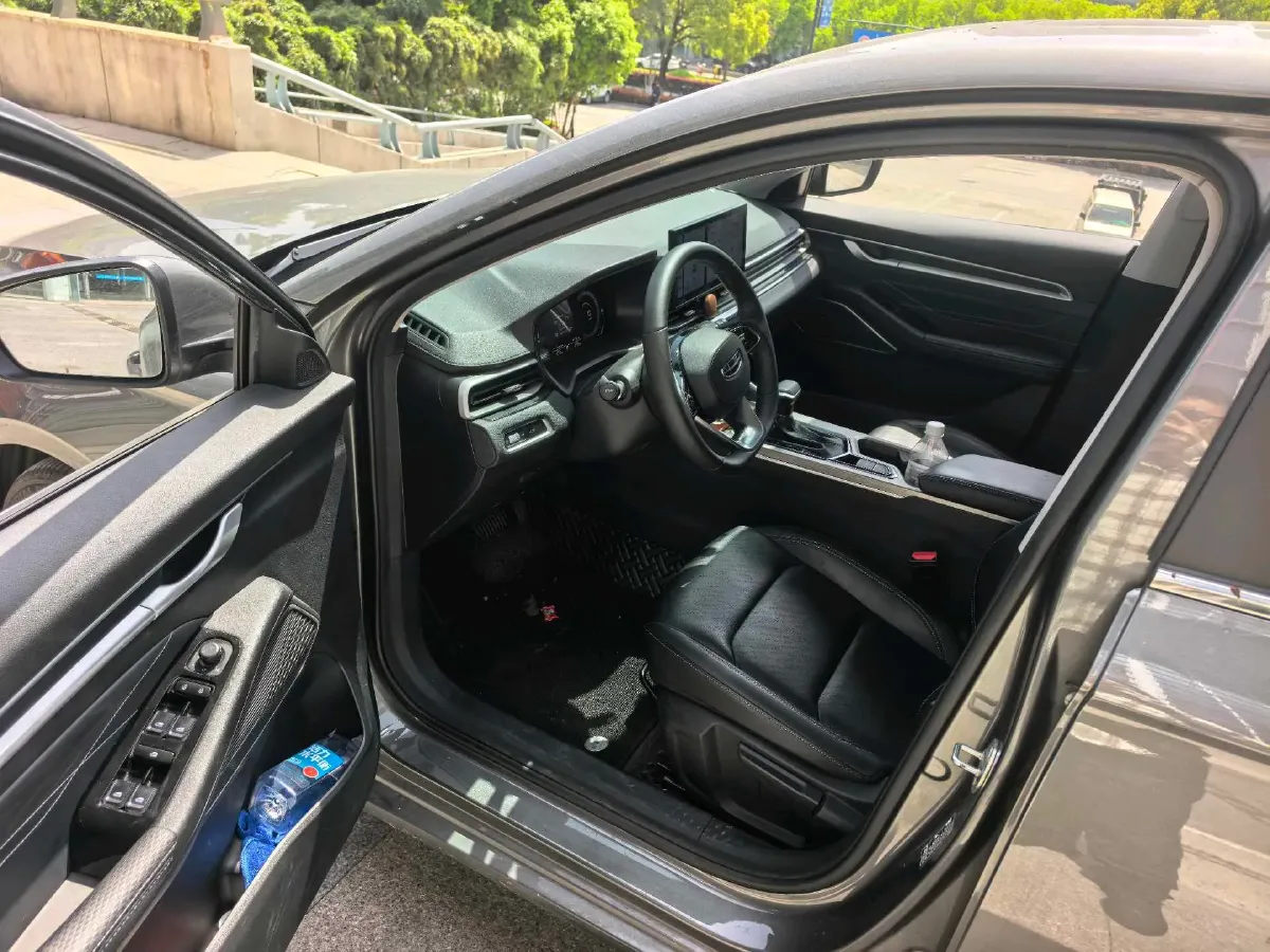 2022 Geely Emgrand 1.5L 114HP L4 CVT,autocango,china used car exporter,china ev exporter,chinese used car exporter,chinese used ev exporter