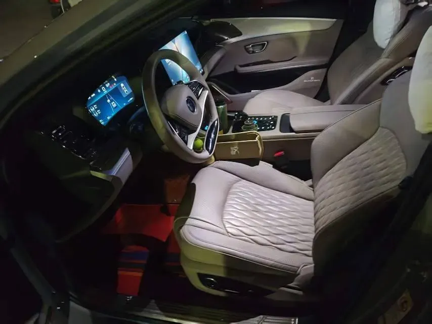 2025 BYD Han 1.5T 156HP L4 E-CVT PHEV,autocango,china used car exporter,china ev exporter,chinese used car exporter,chinese used ev exporter