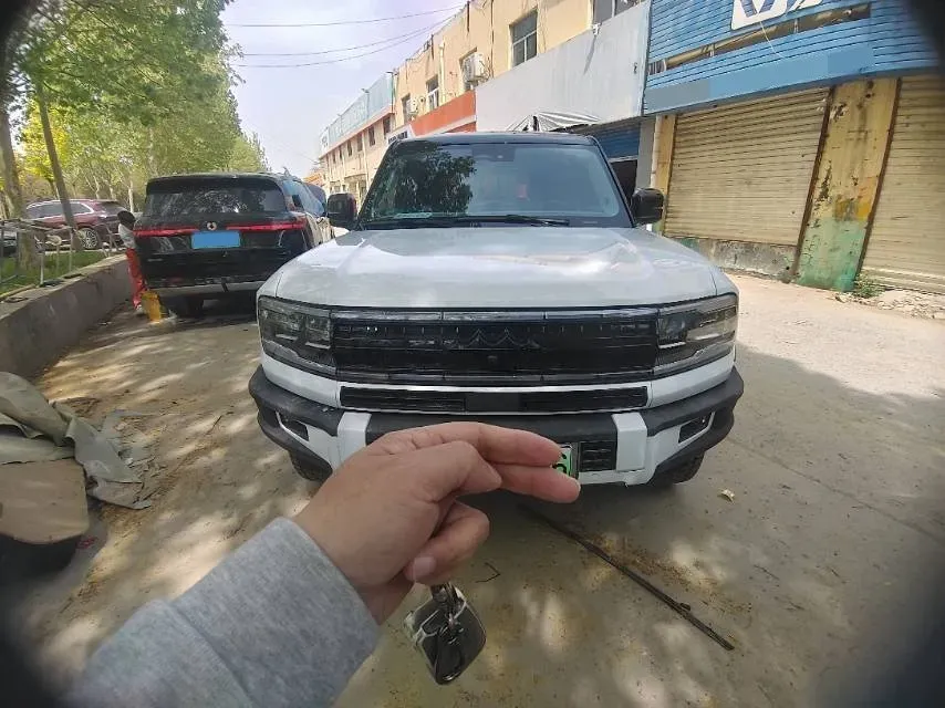 2023 FangChengBao Bao 5 1.5T 194HP L4 E-CVT PHEV 31.8KWH,autocango,china used car exporter,china ev exporter,chinese used car exporter,chinese used ev exporter