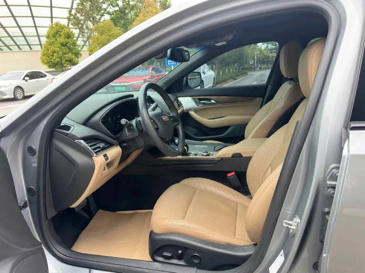 2023 Cadillac CT5 2.0T 237HP L4 10AT,autocango,china used car exporter,china ev exporter,chinese used car exporter,chinese used ev exporter