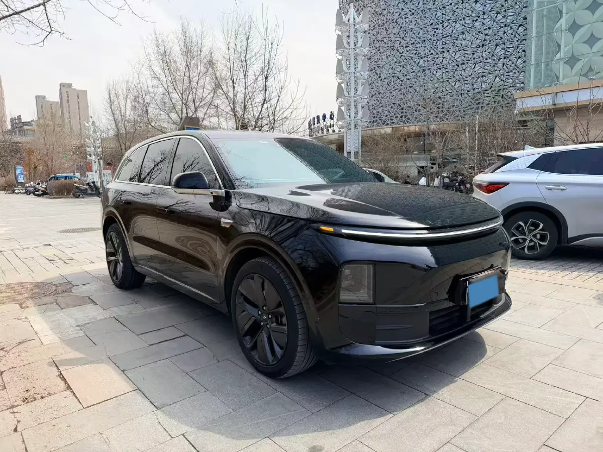 2024 Li L6 Range Extended 154HP L4 REEV 36.8KWH,autocango,china used car exporter,china ev exporter,chinese used car exporter,chinese used ev exporter