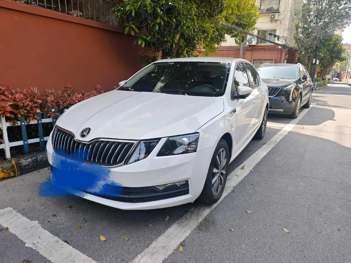 2018 Skoda Octavia 1.2T 116HP L4 7DCT,autocango,china used car exporter,china ev exporter,chinese used car exporter,chinese used ev exporter