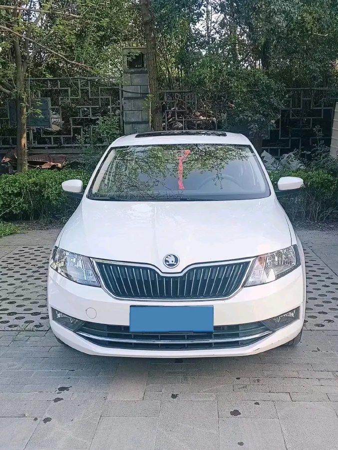 2019 SWM G01 1.5T 156HP L4 6MT,autocango,china used car exporter,china ev exporter,chinese used car exporter,chinese used ev exporter