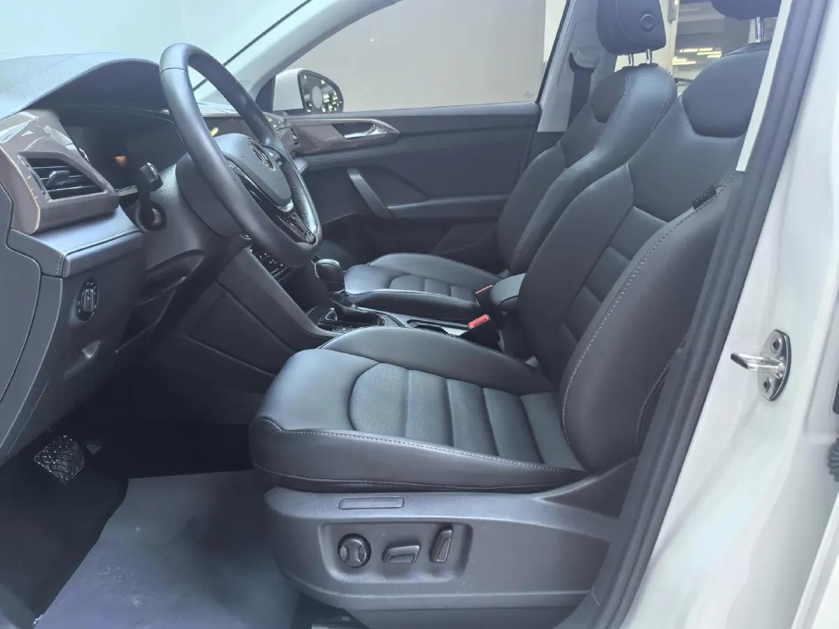 2022 Volkswagen Tharu 1.4T 150HP L4 7DCT,autocango,china used car exporter,china ev exporter,chinese used car exporter,chinese used ev exporter