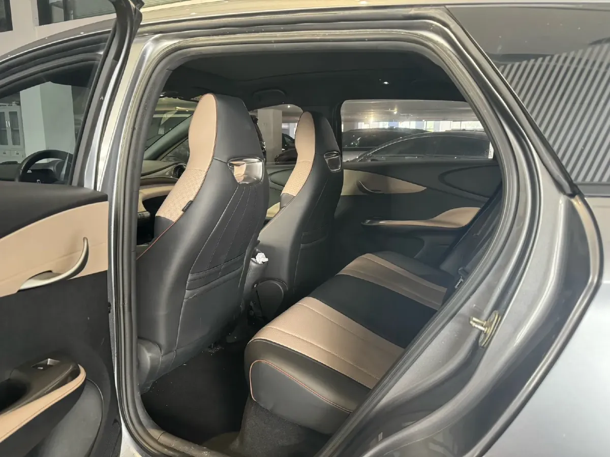 2023 BYD Dolphin BEV 44.928KWH,autocango,china used car exporter,china ev exporter,chinese used car exporter,chinese used ev exporter