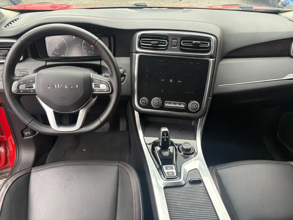 2017 Foton Sauvana 2.0T 218HP L4 6AT,autocango,china used car exporter,china ev exporter,chinese used car exporter,chinese used ev exporter