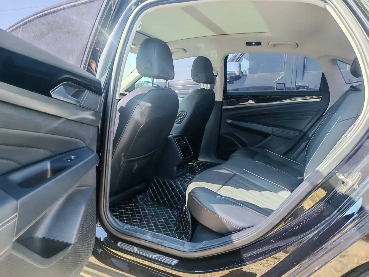 2022 Skoda Kodiak GT 2.0T 186HP L4 7DCT,autocango,china used car exporter,china ev exporter,chinese used car exporter,chinese used ev exporter