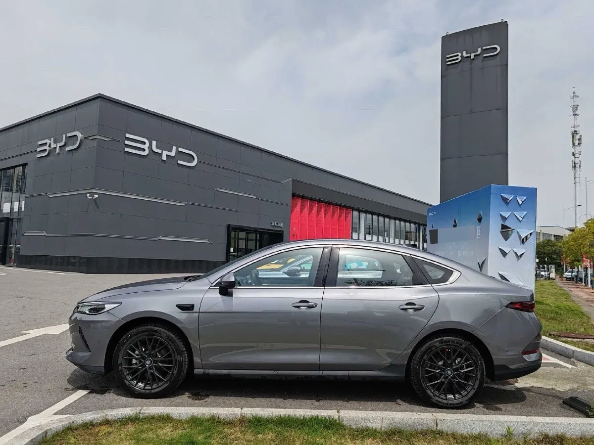 2025 BYD Qin Plus BEV 57.6KWH,autocango,china used car exporter,china ev exporter,chinese used car exporter,chinese used ev exporter