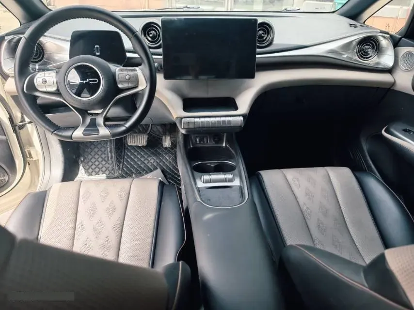 2023 BYD Dolphin BEV 44.928KWH,autocango,china used car exporter,china ev exporter,chinese used car exporter,chinese used ev exporter