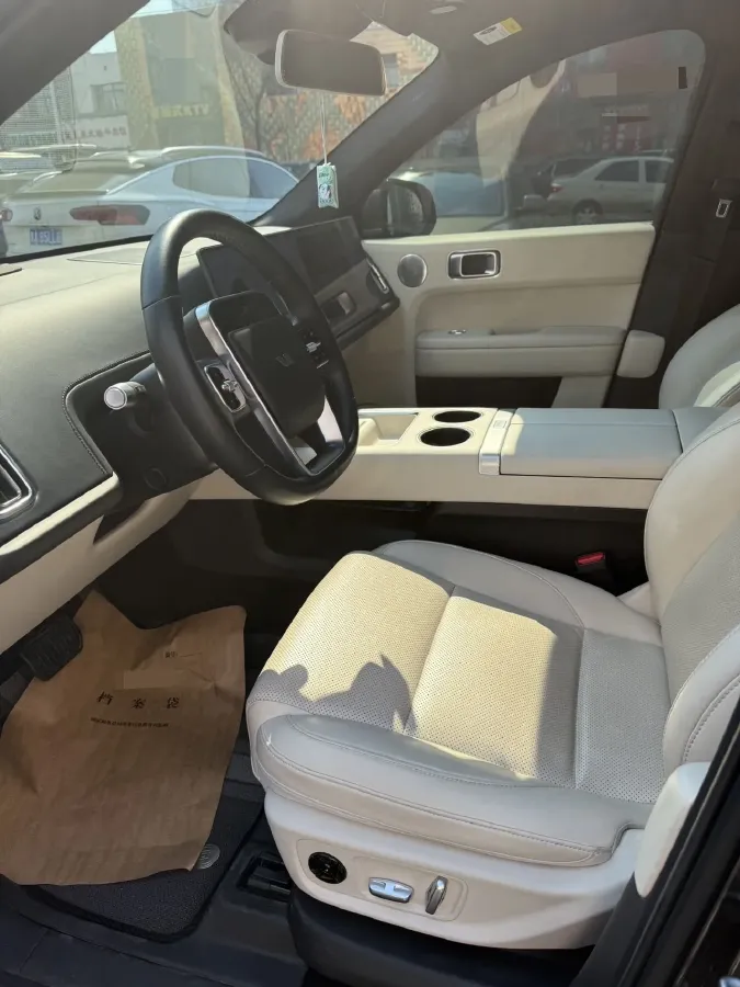 2024 Li L6 Range Extended 154HP L4 REEV 36.8KWH,autocango,china used car exporter,china ev exporter,chinese used car exporter,chinese used ev exporter