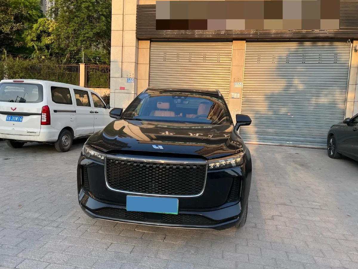 2020 Li ONE Range Extended 131HP REEV 40.5KWH,autocango,china used car exporter,china ev exporter,chinese used car exporter,chinese used ev exporter