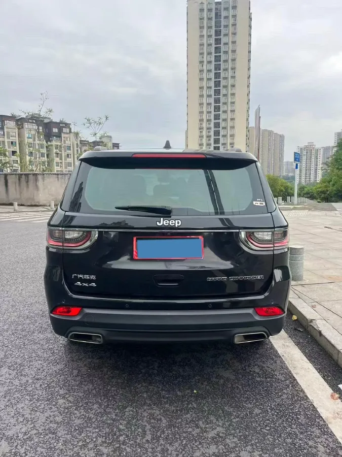 2018 Jeep Grand Commander 2.0T 265HP L4 9AT,autocango,china used car exporter,china ev exporter,chinese used car exporter,chinese used ev exporter