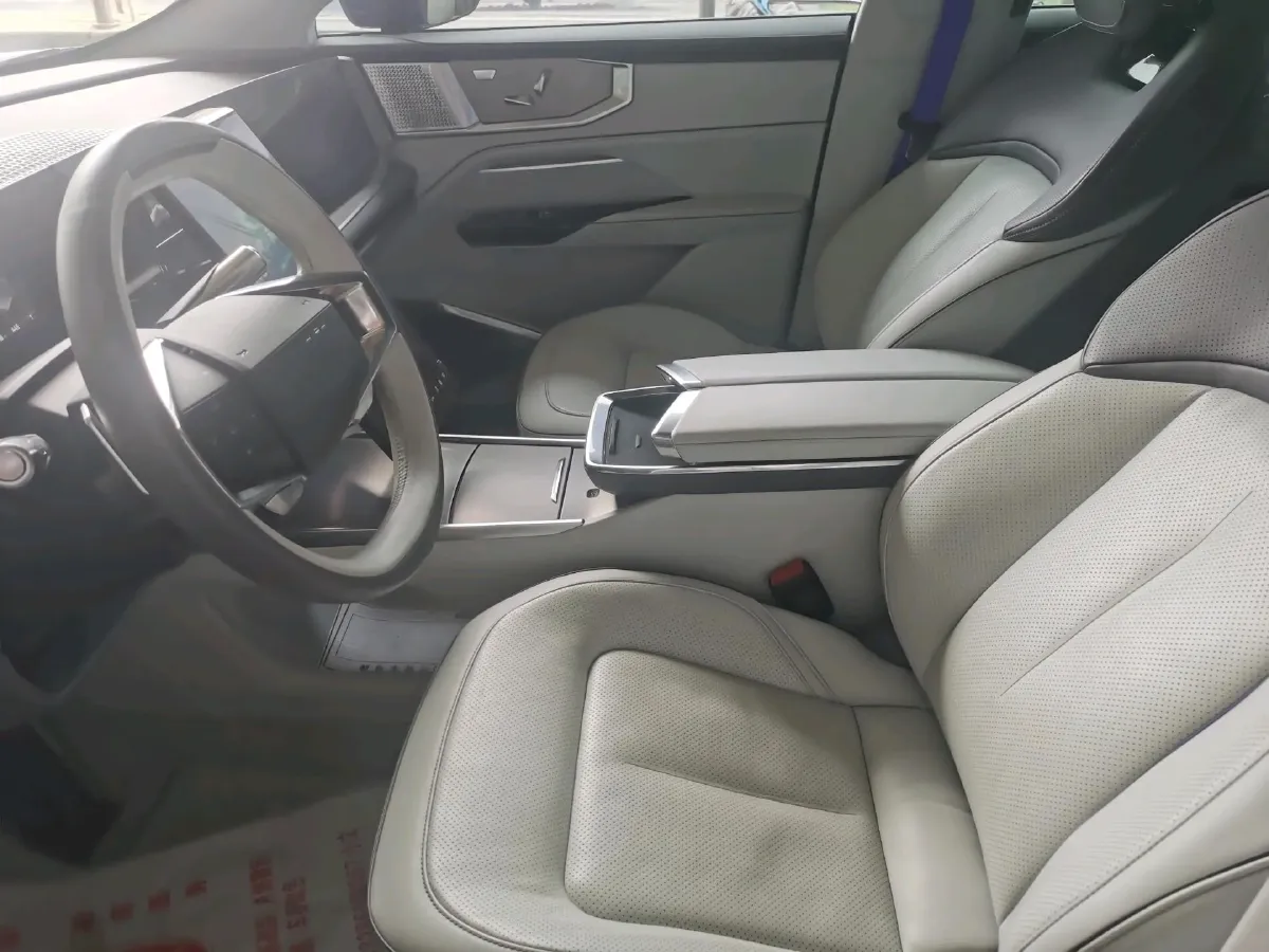 2023 HiPhi Y BEV 76.6KWH,autocango,china used car exporter,china ev exporter,chinese used car exporter,chinese used ev exporter