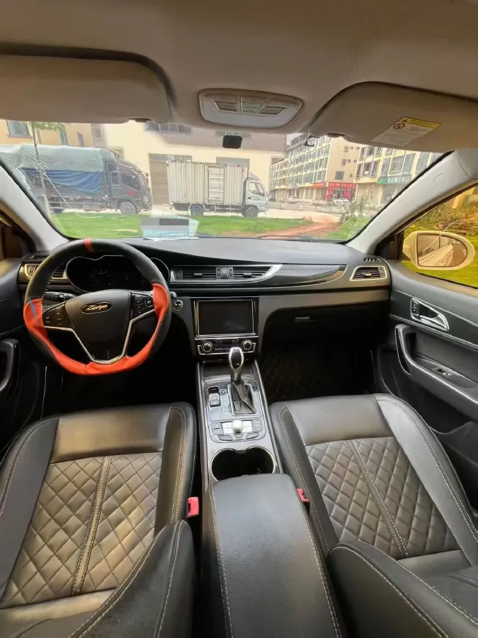 2017 Zotye Z560 1.5T 150HP L4 CVT,autocango,china used car exporter,china ev exporter,chinese used car exporter,chinese used ev exporter