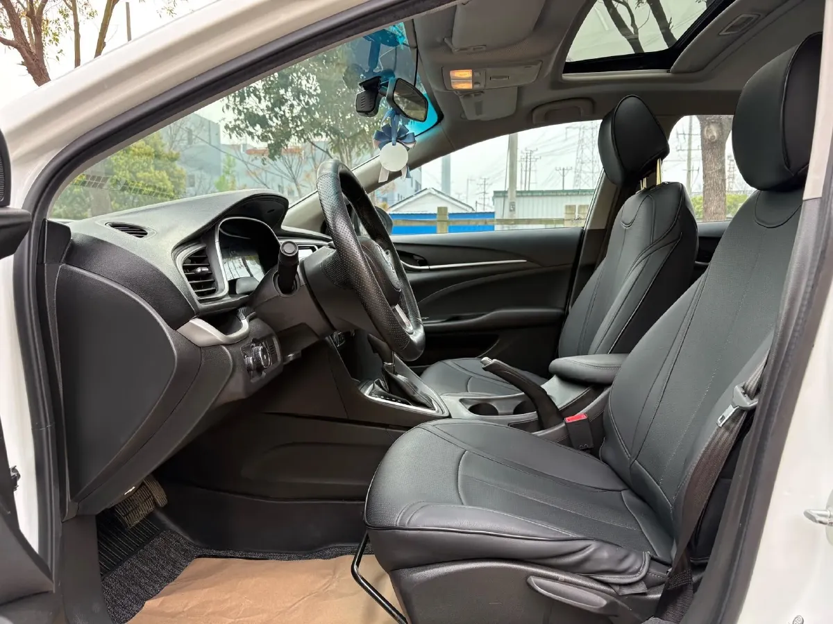 2020 Buick Encore 1.0T 125HP L3 6AT,autocango,china used car exporter,china ev exporter,chinese used car exporter,chinese used ev exporter