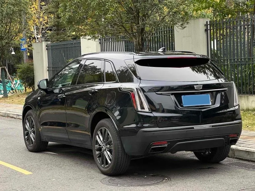 2022 Cadillac XT5 2.0T 237HP L4 9AT,autocango,china used car exporter,china ev exporter,chinese used car exporter,chinese used ev exporter