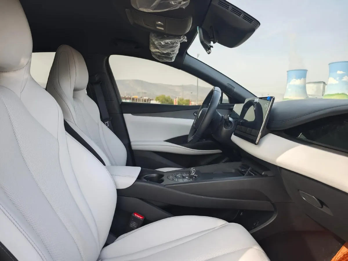 2025 BYD Seal06 1.5L 101HP L4 E-CVT PHEV 10.08KWH,autocango,china used car exporter,china ev exporter,chinese used car exporter,chinese used ev exporter