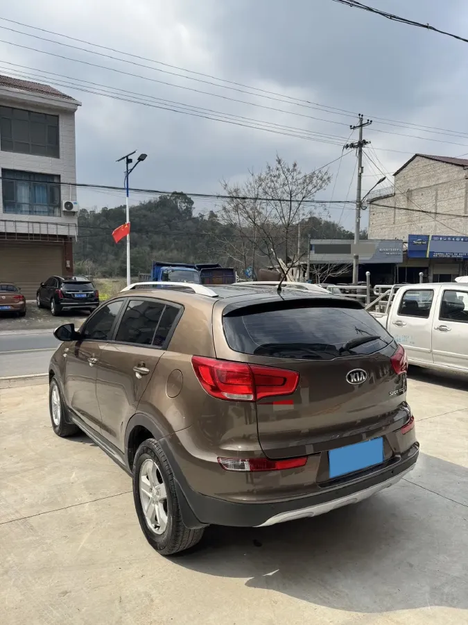 2016 Kia Sportage R 2.0L 165HP L4 6AT,autocango,china used car exporter,china ev exporter,chinese used car exporter,chinese used ev exporter