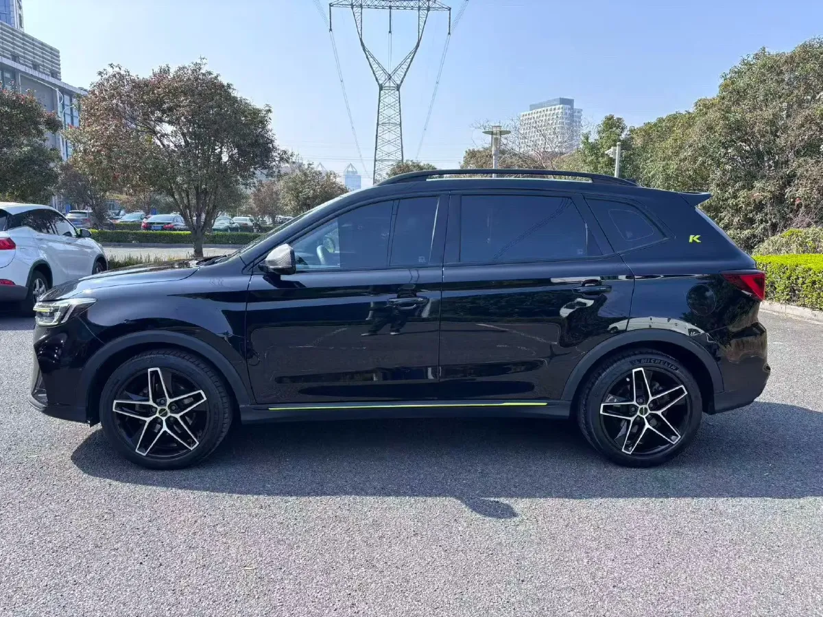 2022 ChangAn CS75 Plus 1.5T 178HP L4 6AT,autocango,china used car exporter,china ev exporter,chinese used car exporter,chinese used ev exporter