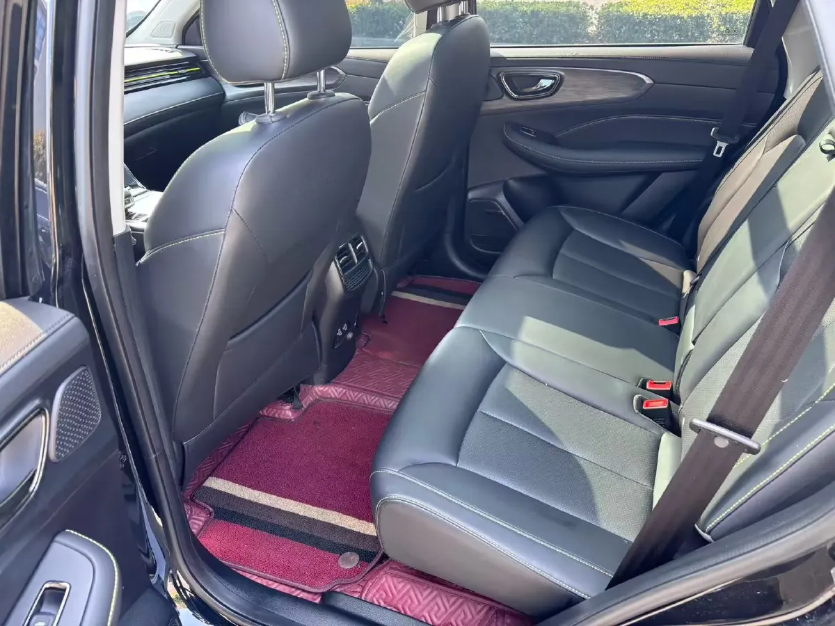 2022 ChangAn CS75 Plus 1.5T 178HP L4 6AT,autocango,china used car exporter,china ev exporter,chinese used car exporter,chinese used ev exporter