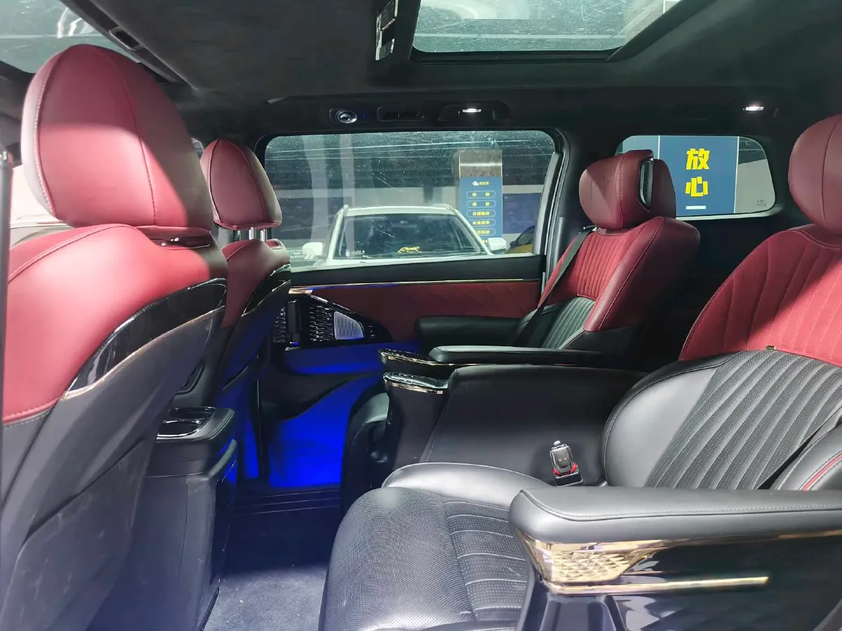 2023 GAC Trumpchi M8 2.0T 190HP L4 E-CVT Hybrid,autocango,china used car exporter,china ev exporter,chinese used car exporter,chinese used ev exporter