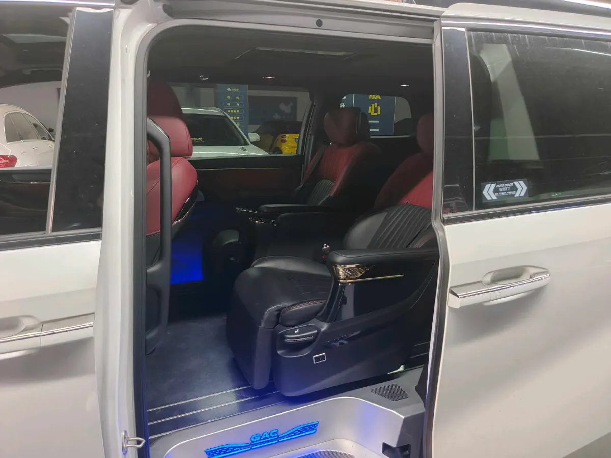 2023 GAC Trumpchi M8 2.0T 190HP L4 E-CVT Hybrid,autocango,china used car exporter,china ev exporter,chinese used car exporter,chinese used ev exporter