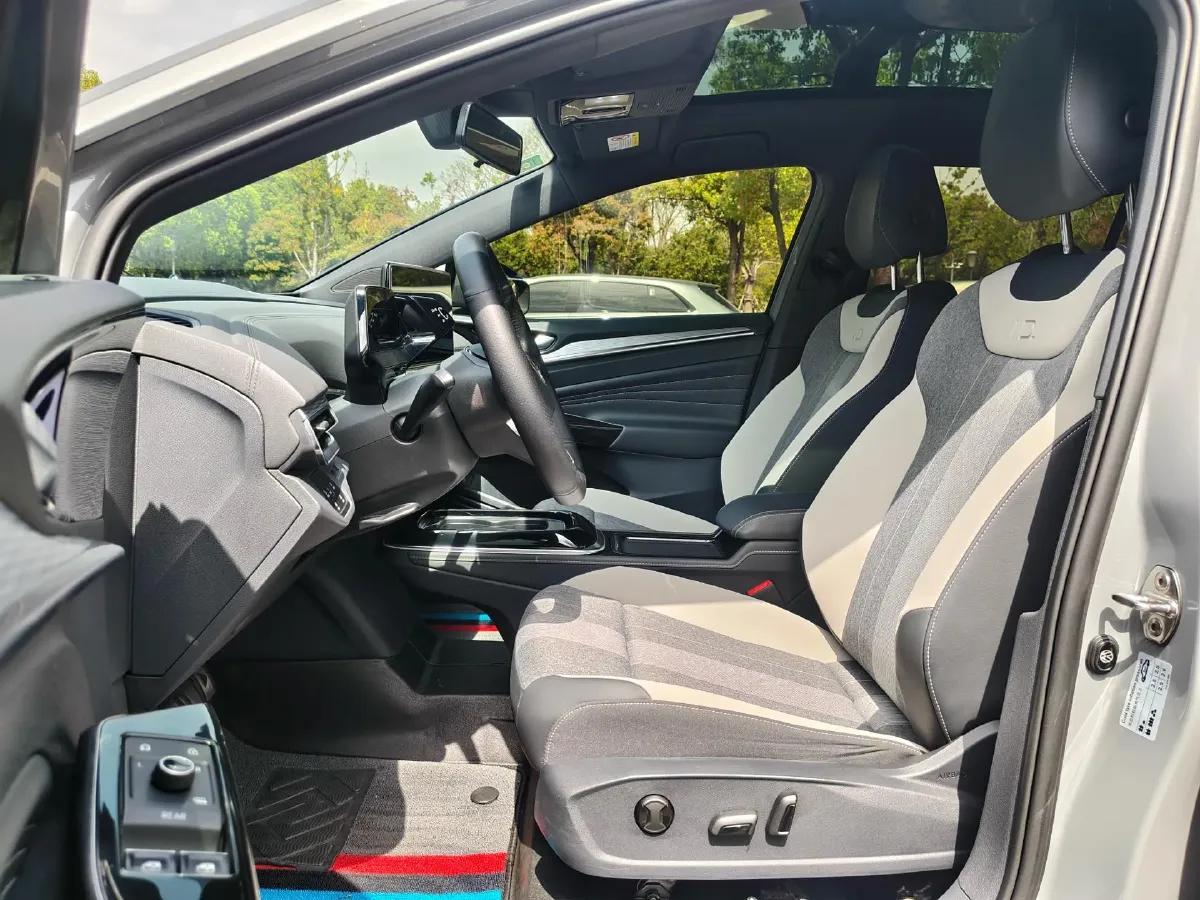 2024 Volkswagen ID.4 Crozz BEV 55.7KWH,autocango,china used car exporter,china ev exporter,chinese used car exporter,chinese used ev exporter