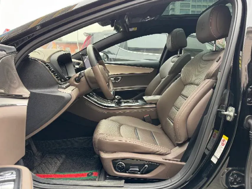 2020 WEY VV7 2.0T 227HP L4 7DCT PHEV,autocango,china used car exporter,china ev exporter,chinese used car exporter,chinese used ev exporter