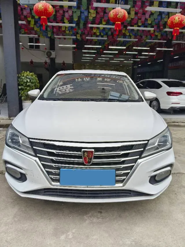 2020 Roewe i5 1.5L 120HP L4 5MT,autocango,china used car exporter,china ev exporter,chinese used car exporter,chinese used ev exporter