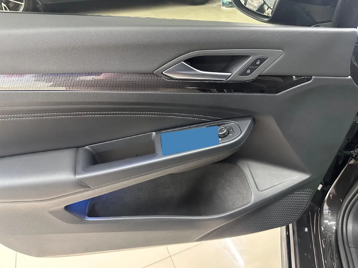 2023 Volkswagen Golf 1.4T 150HP L4 7DCT,autocango,china used car exporter,china ev exporter,chinese used car exporter,chinese used ev exporter