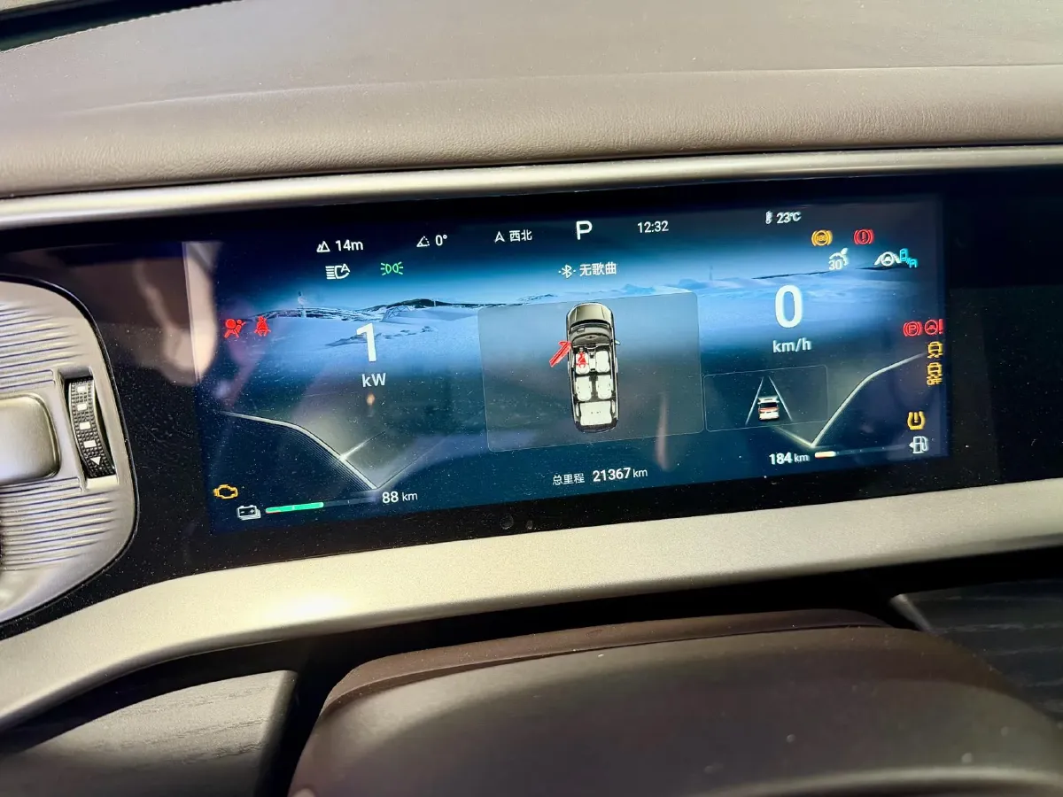 2024 Denza D9 1.5T 139HP L4 E-CVT PHEV 40KWH,autocango,china used car exporter,china ev exporter,chinese used car exporter,chinese used ev exporter