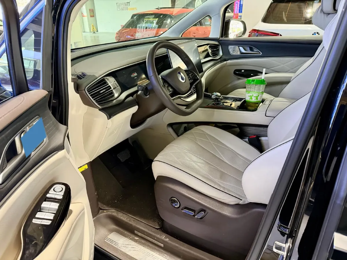 2024 Denza D9 1.5T 139HP L4 E-CVT PHEV 40KWH,autocango,china used car exporter,china ev exporter,chinese used car exporter,chinese used ev exporter