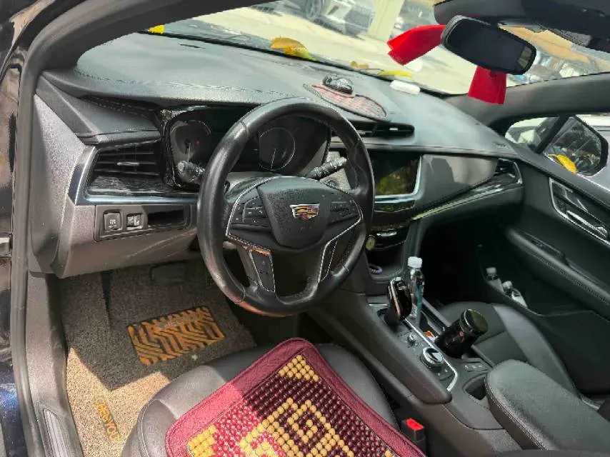 2021 Cadillac XT5 2.0T 237HP L4 9AT,autocango,china used car exporter,china ev exporter,chinese used car exporter,chinese used ev exporter