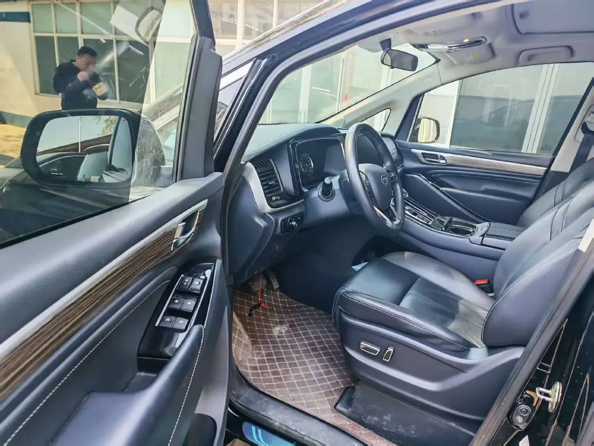 2023 GAC Trumpchi M8 2.0T 252HP L4 8AT,autocango,china used car exporter,china ev exporter,chinese used car exporter,chinese used ev exporter