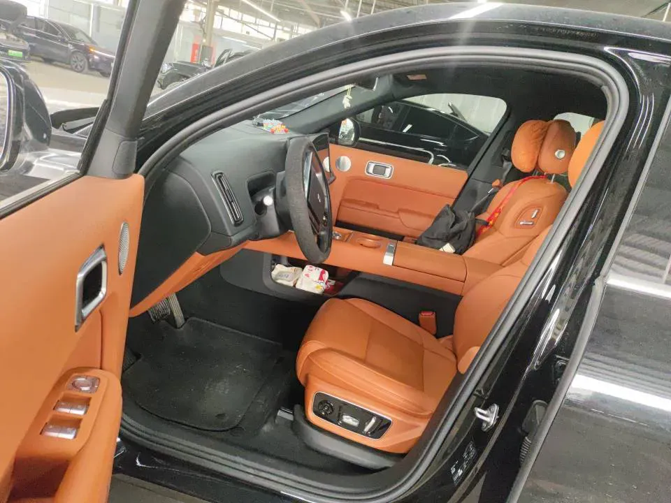 2024 Li L8 Range Extended 154HP REEV 42.8KWH,autocango,china used car exporter,china ev exporter,chinese used car exporter,chinese used ev exporter