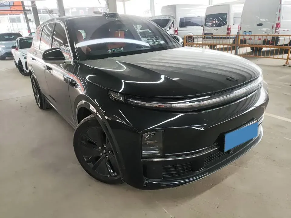 2024 Li L8 Range Extended 154HP REEV 42.8KWH,autocango,china used car exporter,china ev exporter,chinese used car exporter,chinese used ev exporter