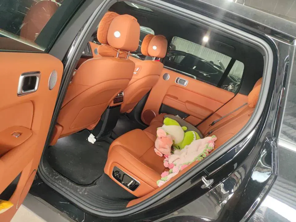 2024 Li L8 Range Extended 154HP REEV 42.8KWH,autocango,china used car exporter,china ev exporter,chinese used car exporter,chinese used ev exporter