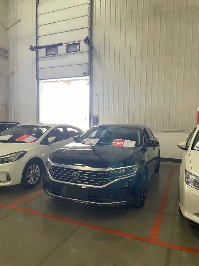 2021 Volkswagen Passat 2.0T 186HP L4 7DCT,autocango,china used car exporter,china ev exporter,chinese used car exporter,chinese used ev exporter