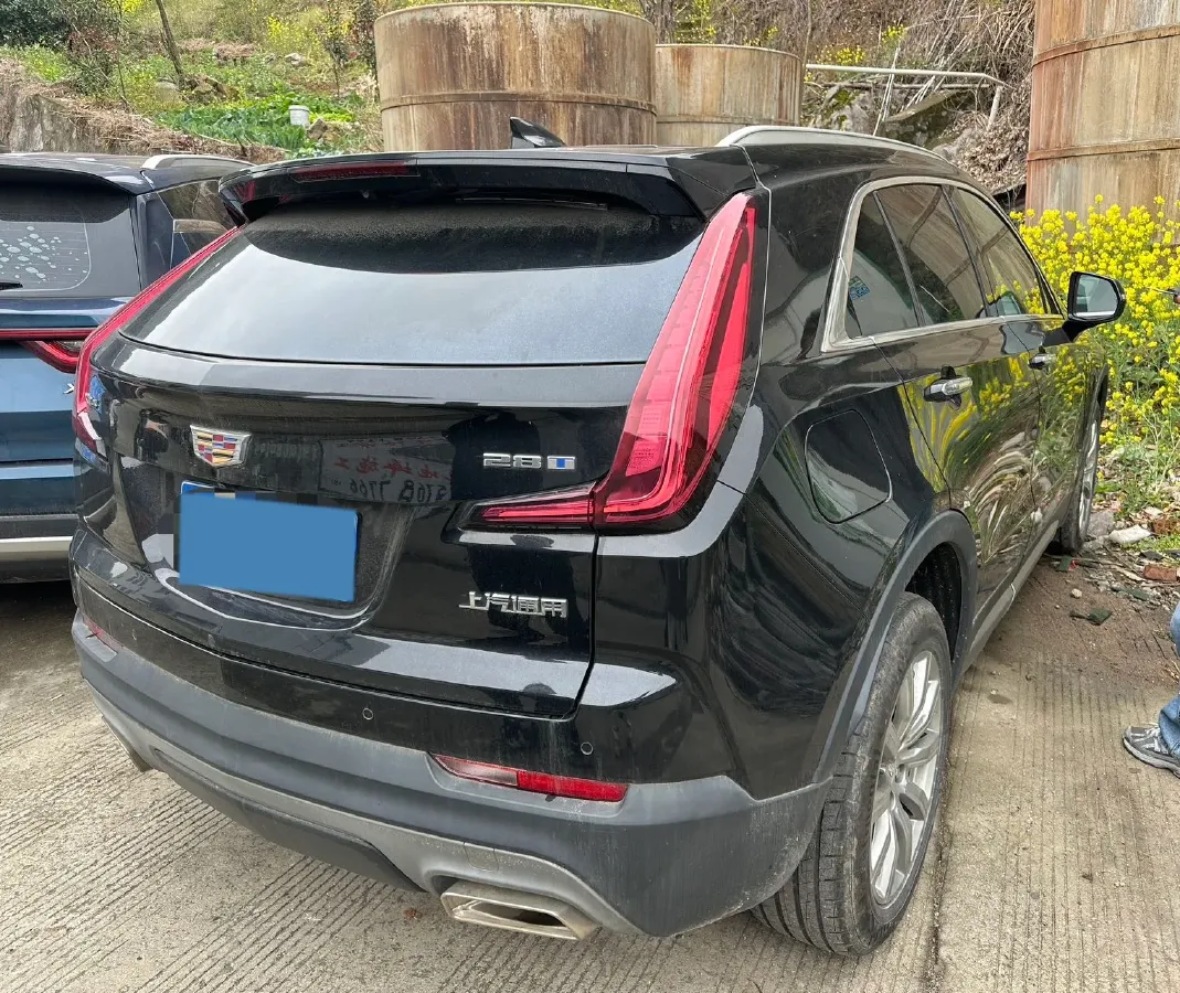 2022 Cadillac XT4 2.0T 237HP L4 9AT,autocango,china used car exporter,china ev exporter,chinese used car exporter,chinese used ev exporter