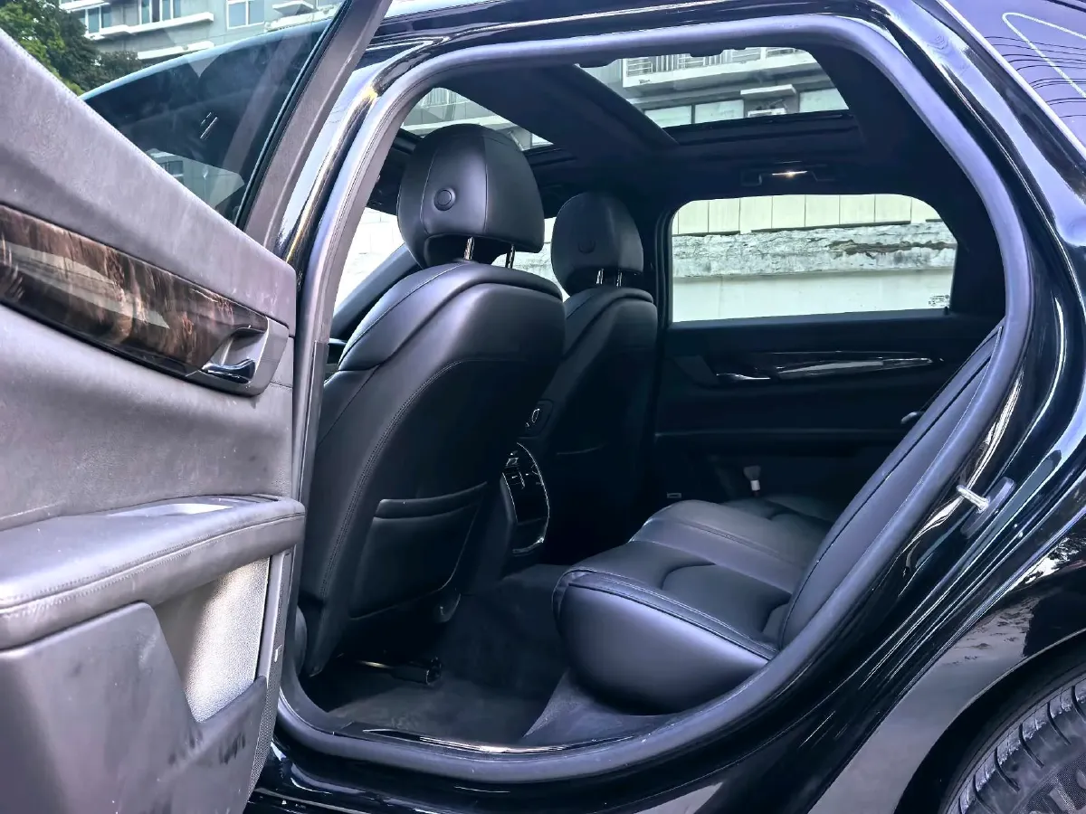 2022 Cadillac CT6 2.0T 237HP L4 10AT,autocango,china used car exporter,china ev exporter,chinese used car exporter,chinese used ev exporter