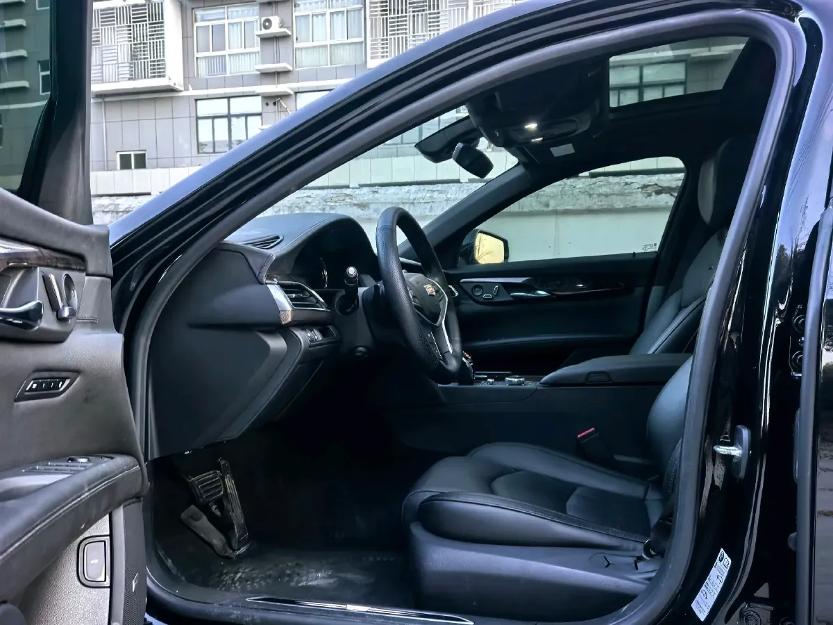 2022 Cadillac CT6 2.0T 237HP L4 10AT,autocango,china used car exporter,china ev exporter,chinese used car exporter,chinese used ev exporter