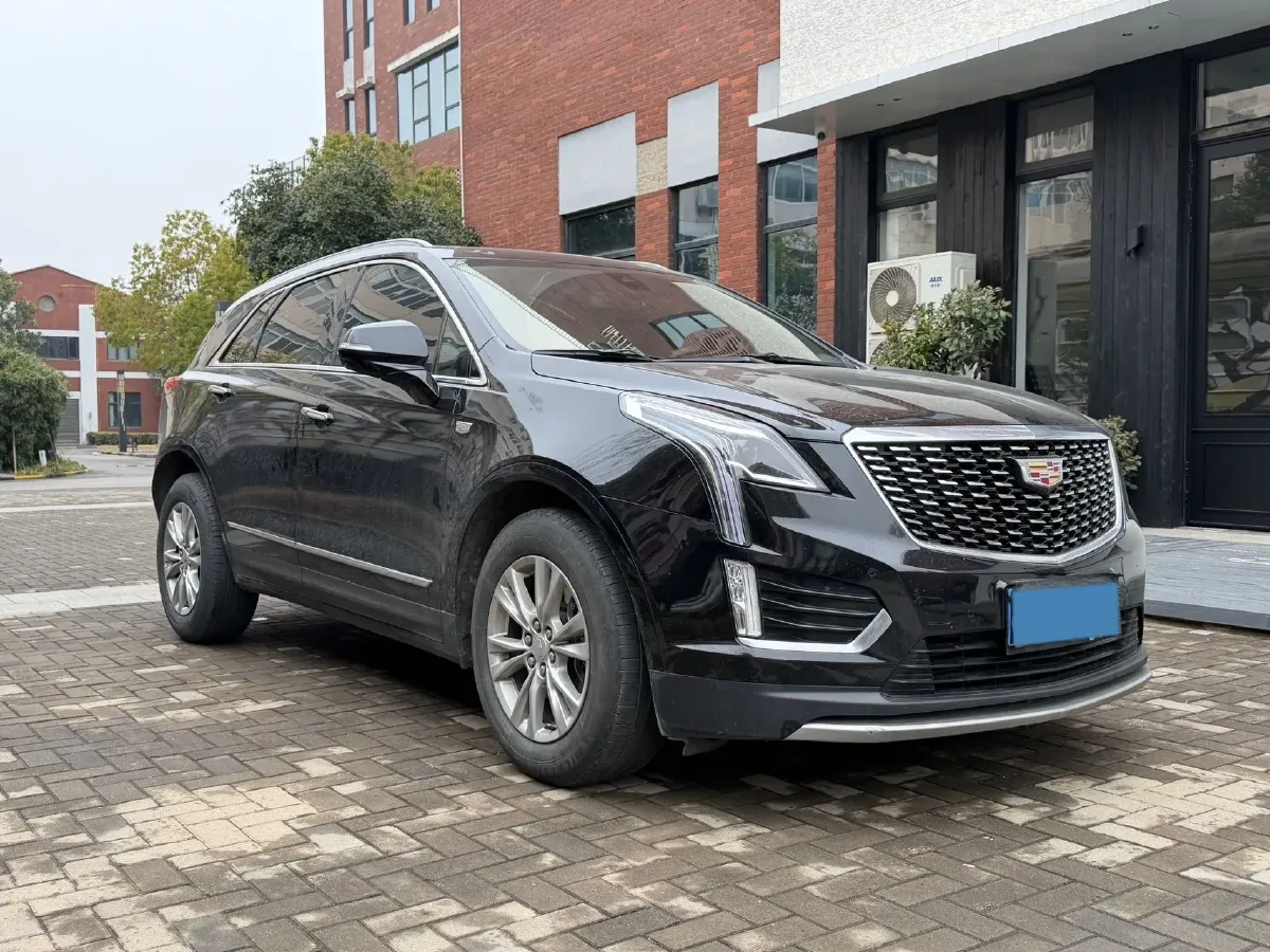 2022 Cadillac XT5 2.0T 237HP L4 9AT,autocango,china used car exporter,china ev exporter,chinese used car exporter,chinese used ev exporter