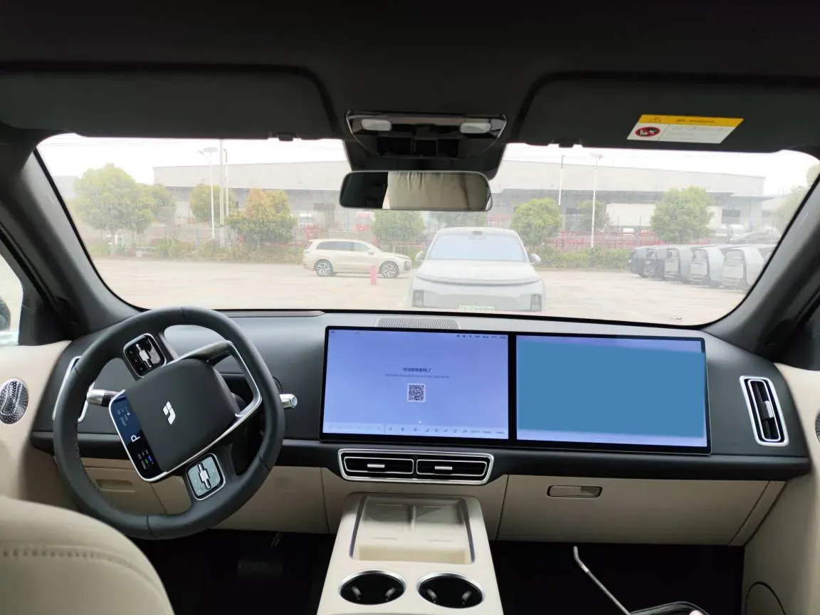 2025 Li L7 Range Extended 154HP REEV,autocango,china used car exporter,china ev exporter,chinese used car exporter,chinese used ev exporter