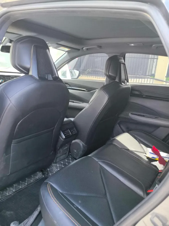 2022 ChangAn UNI-V 1.5T 188HP L4 7DCT,autocango,china used car exporter,china ev exporter,chinese used car exporter,chinese used ev exporter