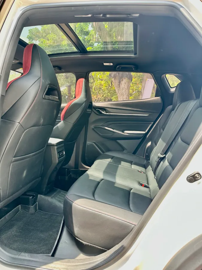 2025 ChangAn X5 PLUS 1.5T 188HP L4 7DCT,autocango,china used car exporter,china ev exporter,chinese used car exporter,chinese used ev exporter