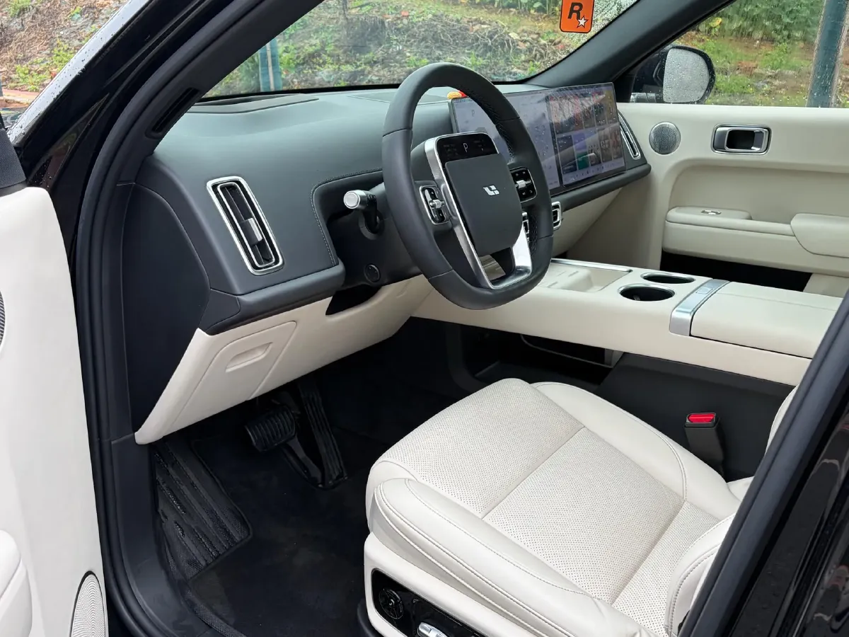 2024 Li L8 Range Extended 154HP REEV 42.8KWH,autocango,china used car exporter,china ev exporter,chinese used car exporter,chinese used ev exporter