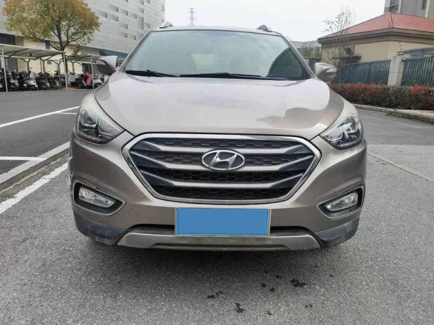 2015 Hyundai ix35 2.0L 165HP L4 6AT,autocango,china used car exporter,china ev exporter,chinese used car exporter,chinese used ev exporter