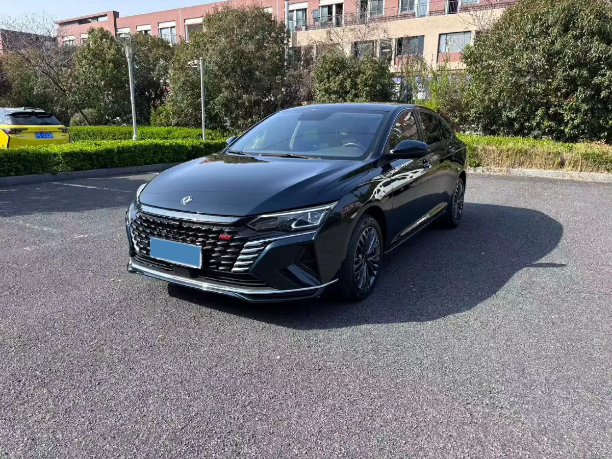 2021 DongFeng Aeolus YiXuan MAX 1.5T 190HP L4 7DCT,autocango,china used car exporter,china ev exporter,chinese used car exporter,chinese used ev exporter