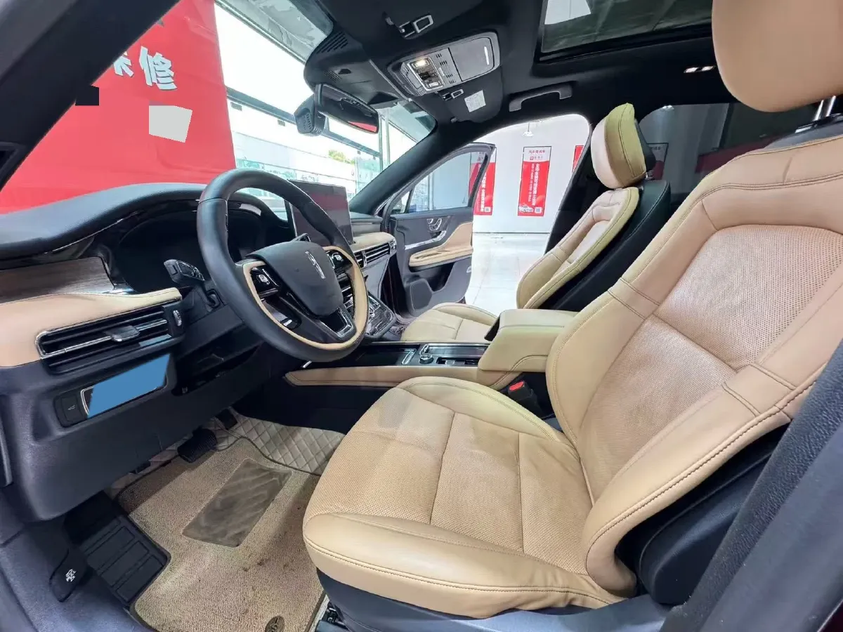 2021 Lincoln Corsair 2.0T 245HP L4 8AT,autocango,china used car exporter,china ev exporter,chinese used car exporter,chinese used ev exporter